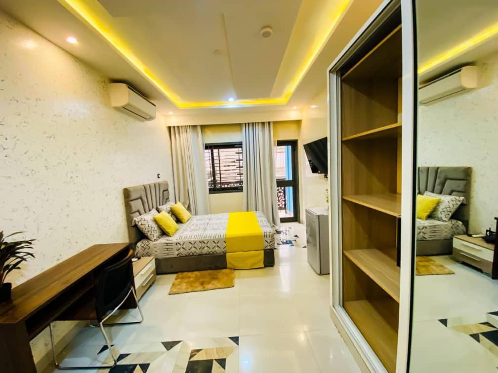 Complexe Hotelier And 와가두구 외부 사진
